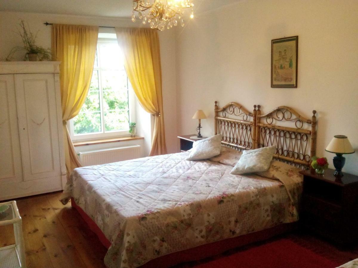Villa Dwor Mulawki Esterno foto
